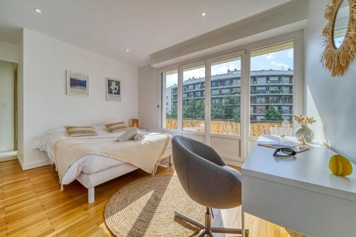 Le Joli Stade, Appartement Avec Magnifique Vue, Grenoble, Rhone Alpes Lejlighed Grenoble